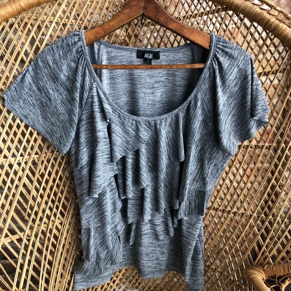 AGB Tops - Gray Ruffled Short Sleeve Top